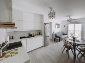 Viking Family Superior Lux Apt 33, block A Mezarina, 63 Tefkrou Anthia